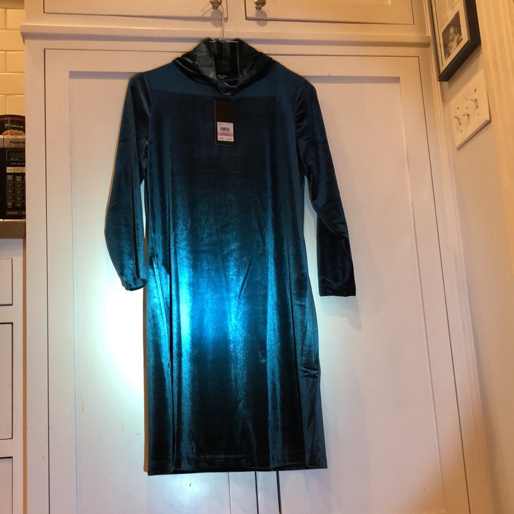 NWT Jones New York velveteen stretch dress, emerald & fabulous!